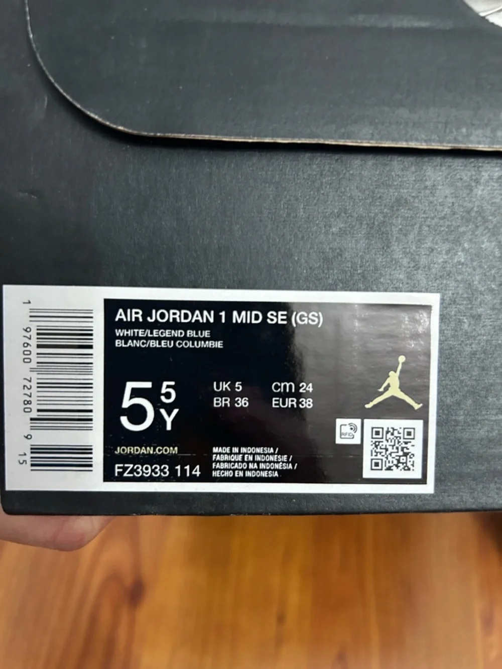 AIR JORDAN 1 MID SE (GS) - Picture 9 of 9